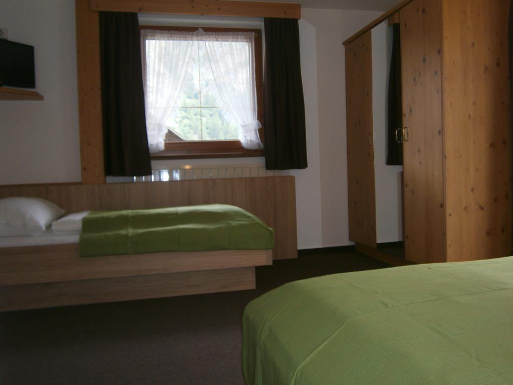 Haus Wiesenheim Fw Oetztal แลงเงนเฟลด์ ภายนอก รูปภาพ