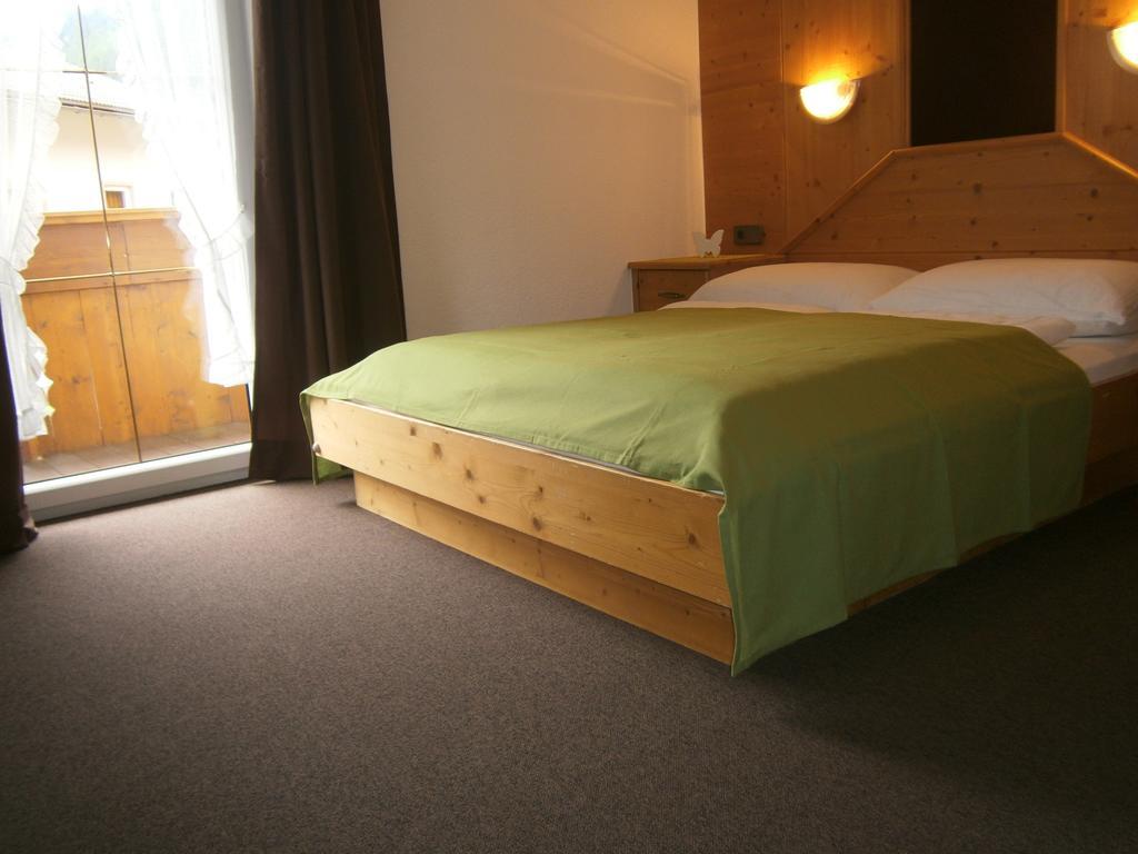 Haus Wiesenheim Fw Oetztal แลงเงนเฟลด์ ภายนอก รูปภาพ